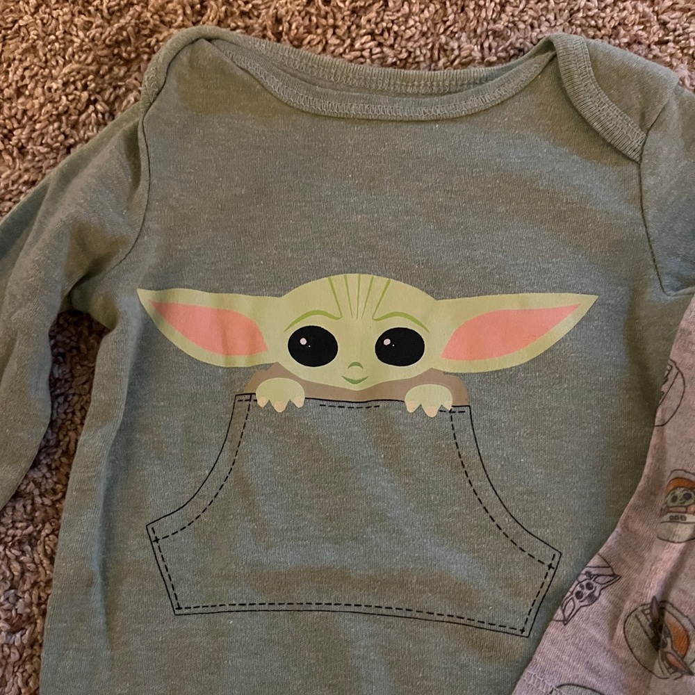 Set of 3 Star Wars Long Sleeve Onesies 3-6 Months - Picture 2 of 7